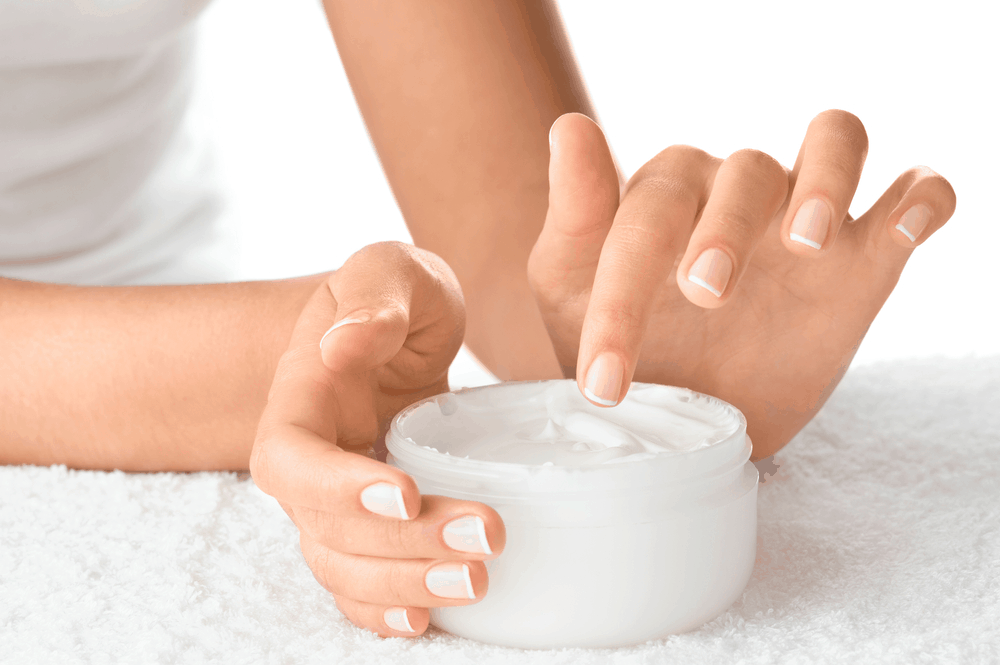 Nail Moisturizers – Naturally Shiny & Strong Nails with my Favorite Moisturizers