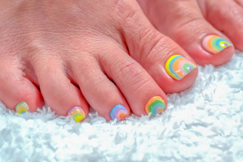 Toenail Discoloration Causes, Prevention & Treatments