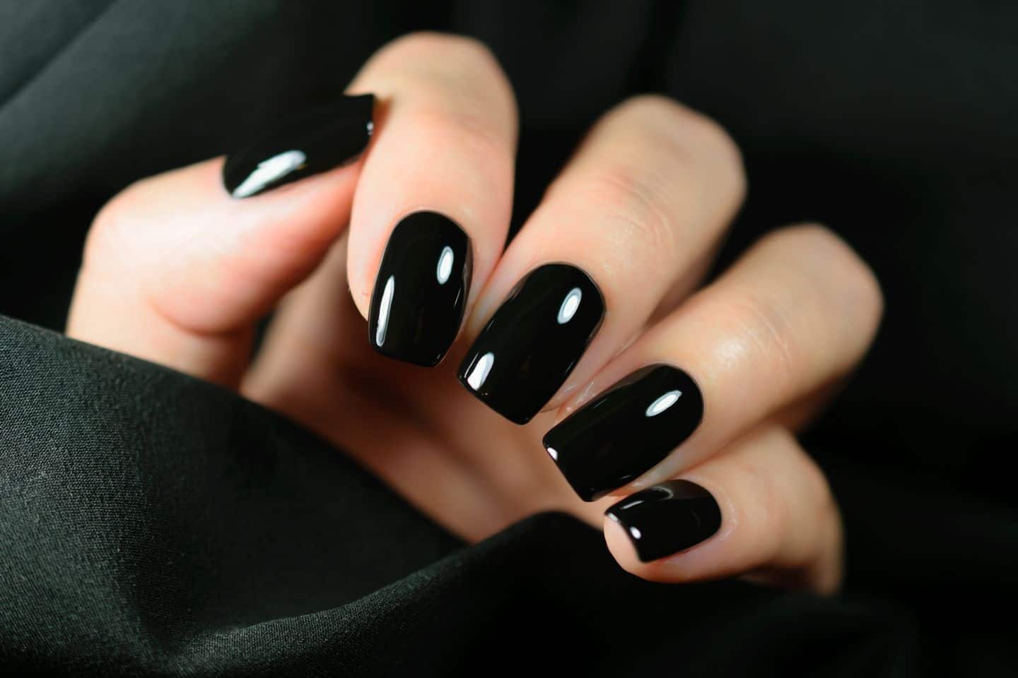 black tip acrylic nail design