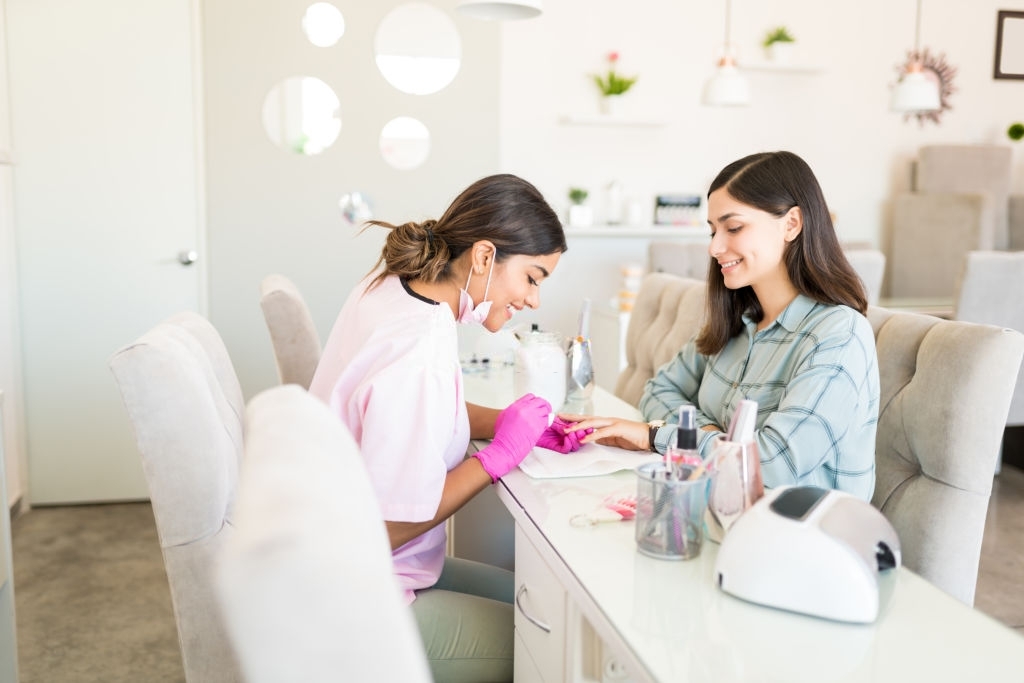 Career Goals – How To Become a Nail Tech